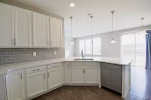 2082 S Cathay Way, Aurora, CO 80013 - Photo 17