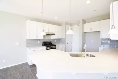 2082 S Cathay Way, Aurora, CO 80013 - Photo 15