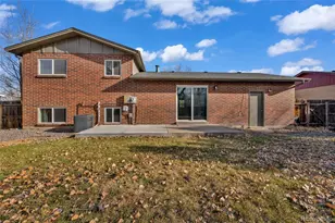 5545 Elkhart St, Denver, CO 80239 - Photo 23