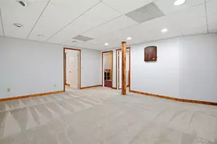 3807 S Olathe Cir, Aurora, CO 80013 - Photo 31