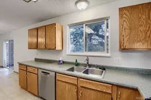 7022 S Tamarac St, Centennial, CO 80112 - Photo 5