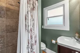 1620 Dallas St, Aurora, CO 80010 - Photo 23