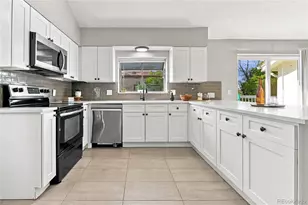 501 S Laredo Cir, Aurora, CO 80017 - Photo 9