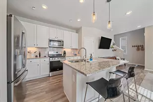 8428 Galvani Trl, Highlands Ranch, CO 80129 - Photo 11