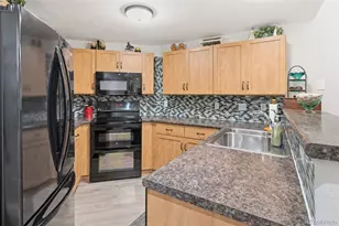 8737 E Dry Creek Rd, Centennial, CO 80112 - Photo 15