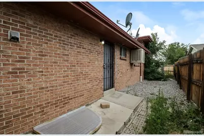 681 Fraser Street, Aurora, CO 80011 - Photo 15