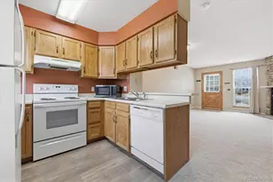 10661 W Dartmouth Ave, Lakewood, CO 80227 - Photo 11