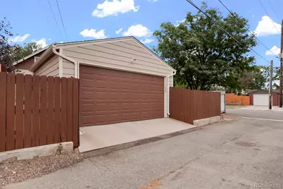 3303 N Gaylord Street, Denver, CO 80205 - Photo 39