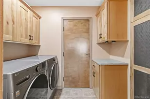 4535 Sentinel Rock, Larkspur, CO 80118 - Photo 21