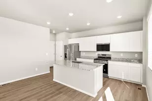 8890 Sedalia St, Commerce City, CO 80022 - Photo 9