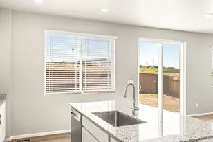 8890 Sedalia St, Commerce City, CO 80022 - Photo 13