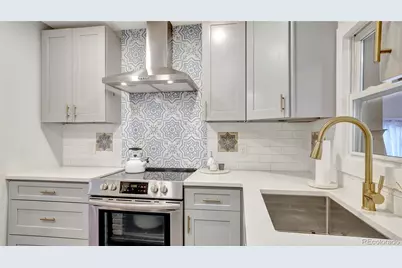 2549 Glenarm Place, Denver, CO 80205 - Photo 23