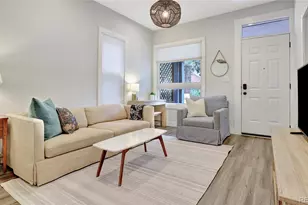 2549 Glenarm Pl, Denver, CO 80205 - Photo 7