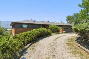 2260 Mesa Rd, Colorado Springs, CO 80904 - Photo 1
