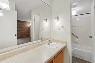 2880 S Locust Street, Denver, CO 80222 - Photo 11