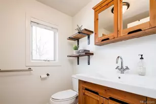 2273 W Parkhill Ave, Littleton, CO 80120 - Photo 21