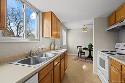 10721 Queen Street, Broomfield, CO 80021 - Photo 9