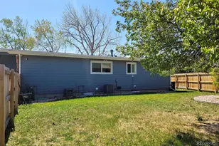 1089 S Johnson Way, Lakewood, CO 80226 - Photo 11