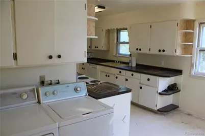 111 S 9th Avenue, Brighton, CO 80601 - Photo 13