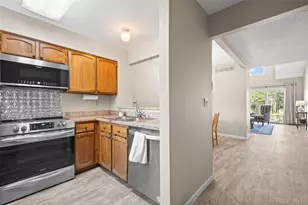 9031 Bear Mountain Dr, Highlands Ranch, CO 80126 - Photo 15