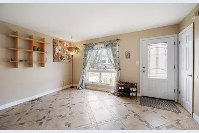 1052 Lewiston Street, Aurora, CO 80011 - Photo 7