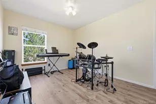 3797 Dexter Ct, Denver, CO 80207 - Photo 11