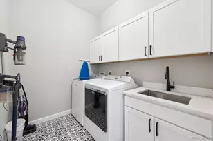 27705 E Davies Dr, Aurora, CO 80016 - Photo 29