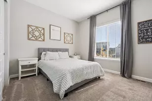 27705 E Davies Dr, Aurora, CO 80016 - Photo 23