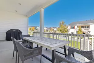 27705 E Davies Dr, Aurora, CO 80016 - Photo 43