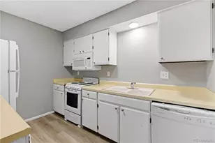 3855 S Monaco St Pkwy, Denver, CO 80237 - Photo 9