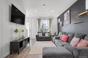 18262 E 49th Pl, Denver, CO 80249 - Photo 9