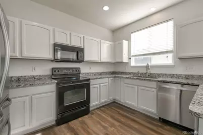 10492 Norfolk Court, Commerce City, CO 80022 - Photo 7