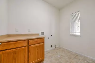 10492 Norfolk Court, Commerce City, CO 80022 - Photo 9