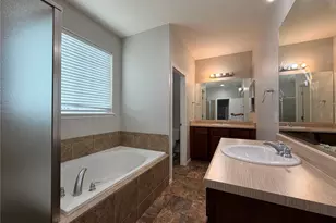 22517 E Layton Cir, Aurora, CO 80015 - Photo 21