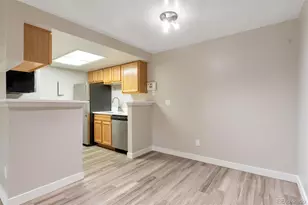 10323 E Peakview Ave, Englewood, CO 80111 - Photo 3
