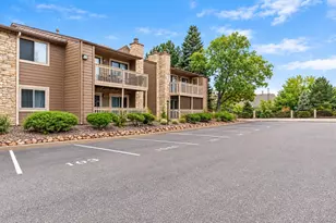 10323 E Peakview Ave, Englewood, CO 80111 - Photo 15