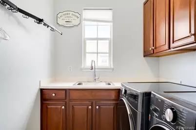 9135 E 29th Place, Denver, CO 80238 - Photo 31