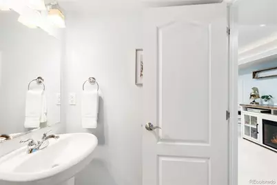 9135 E 29th Place, Denver, CO 80238 - Photo 37