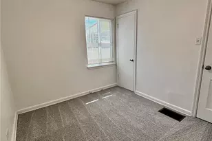 1934 Kenton St, Aurora, CO 80010 - Photo 7