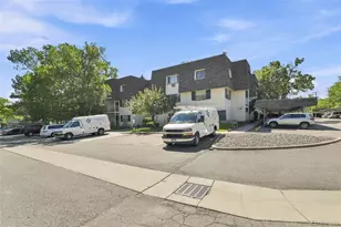 5770 E Warren Ave, Denver, CO 80222 - Photo 23