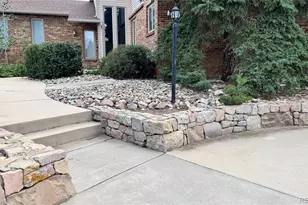 806 Twin Oaks Rd, Castle Rock, CO 80109 - Photo 3
