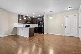 1062 Rockhurst Dr, Littleton, CO 80129 - Photo 5