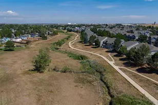 1303 S Danube Way, Aurora, CO 80017 - Photo 21