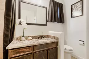 810 Oswego St, Aurora, CO 80010 - Photo 15