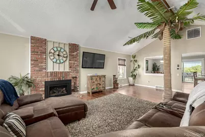 2946 S Moline Place, Aurora, CO 80014 - Photo 7