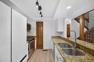 4110 S Evanston Cir, Aurora, CO 80014 - Photo 9