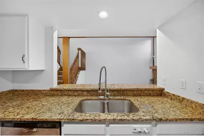 4110 S Evanston Circle #B, Aurora, CO 80014 - Photo 13
