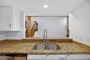 4110 S Evanston Cir, Aurora, CO 80014 - Photo 13