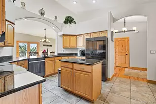 127 Corvette Ct, Fort Lupton, CO 80621 - Photo 5