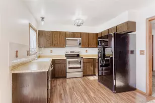 16796 E Kent Dr, Aurora, CO 80013 - Photo 7